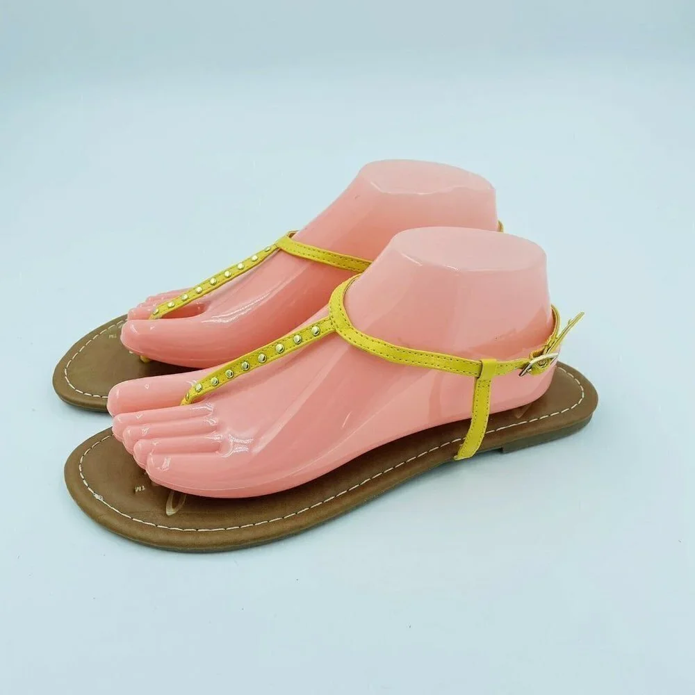 American Eagle Yellow Faux Leather Studded Ankle Strap Thong Sandals Size 9